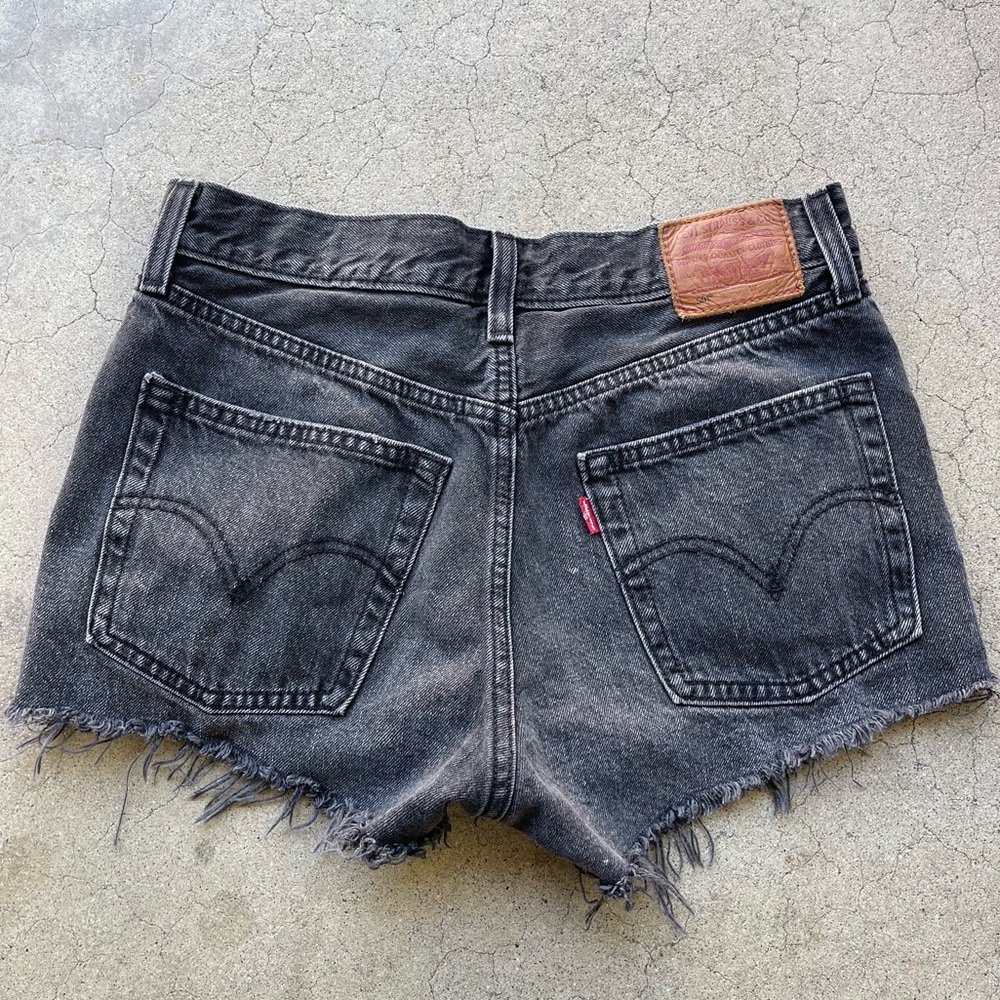 Levi's 501 Big E Denim Shorts Cutoff Distressed Button Raw Hem button fly Sz W28
